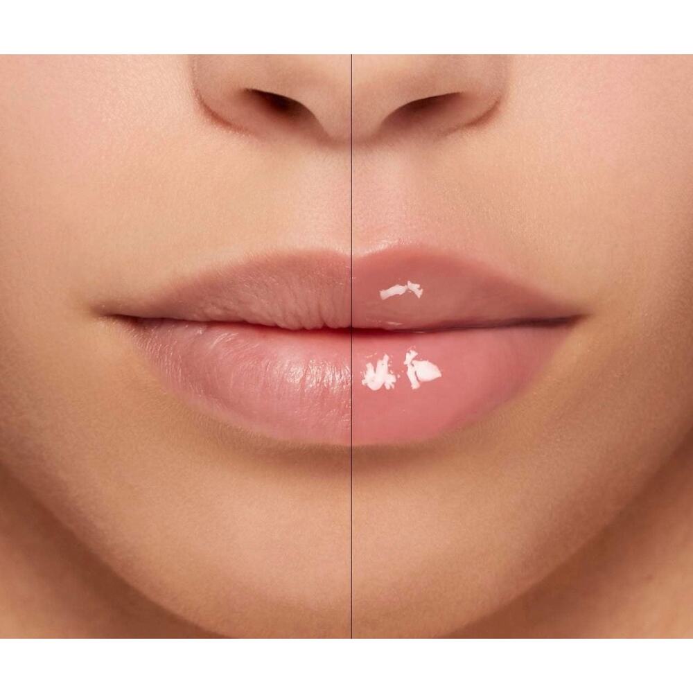 $42 New Gucci Hydrating Plumping Lip Gloss - Clear - Picture 2 of 7